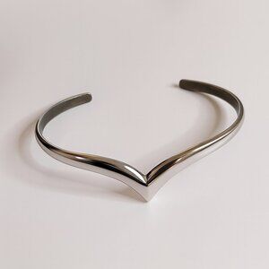 Signed Vintage Silver Tone Avon V design Cuff